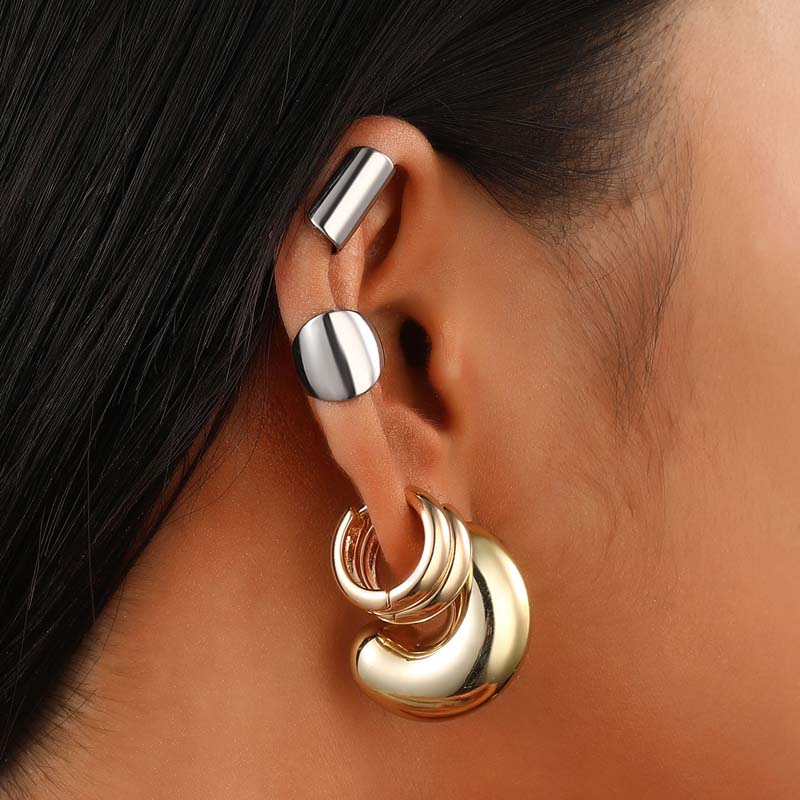 Vintage Gold Color C-Shaped Ear Clip for Women Exaggerated Metal Non-Piercing Ear Cuff Circular Earrings Party Zircon Set Gifts
Vintage Gold Color C-Shaped Ear Clip for Women Exaggerated Metal Non-Piercing Ear Cuff Circular Earrings Party Zircon Set Gifts