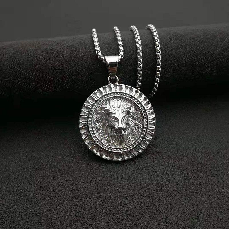 Men s Women Iced Out Cubic Zircon Bling Lion Head Necklace & Pendant Gold Silver Color Stainless Steel Hip Hop Jewelry 50cm
Men s Women Iced Out Cubic Zircon Bling Lion Head Necklace & Pendant Gold Silver Color Stainless Steel Hip Hop Jewelry 50cm