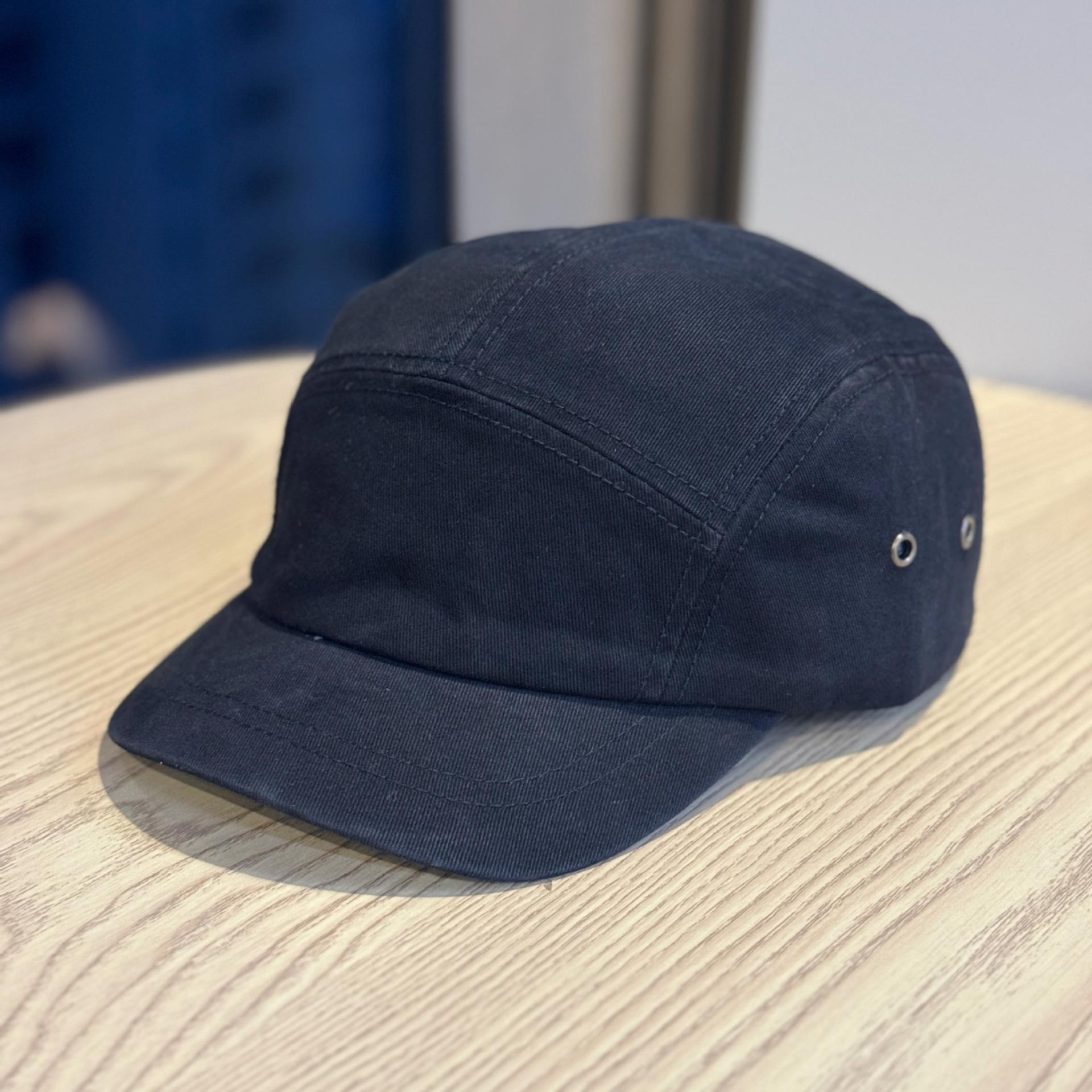 Ретро Простая Кепка с Принтом Букв, Поношенная, с Коротким Козырьком, для Мужчин и Женщин, Новая, из Чистого Хлопка, Дышащая, с Мягким Верхом, Бейсболка Adjustable
Ретро Простая Кепка с Принтом Букв, Поношенная, с Коротким Козырьком, для Мужчин и Женщин, Новая, из Чистого Хлопка, Дышащая, с Мягким Верхом, Бейсболка Adjustable