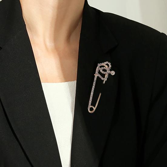 Safety Pin Brooch for Women Rhinestone Decorative Shawl Sweater Clip Alloy Safety Pins for Dress Shirt Cardigan A
Safety Pin Brooch for Women Rhinestone Decorative Shawl Sweater Clip Alloy Safety Pins for Dress Shirt Cardigan A