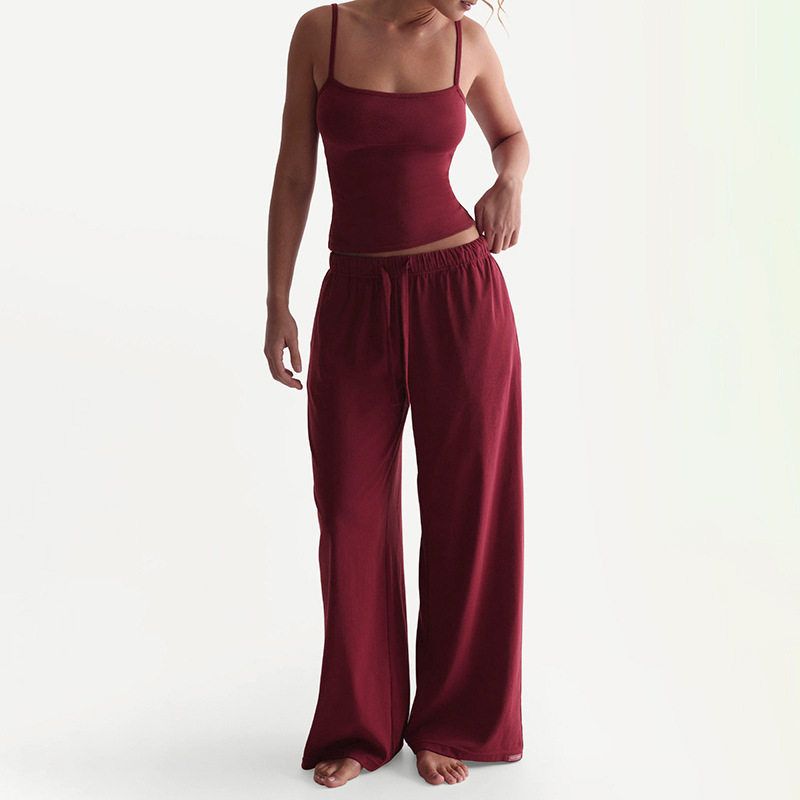 and American Women s Clothing, New Summer Style, Sexy Backless Slim-Fit Suspender Top with Elastic Drawstring Waist, Wide-Leg Loose-Fitting Set Burgundy S
and American Women s Clothing, New Summer Style, Sexy Backless Slim-Fit Suspender Top with Elastic Drawstring Waist, Wide-Leg Loose-Fitting Set Burgundy S
