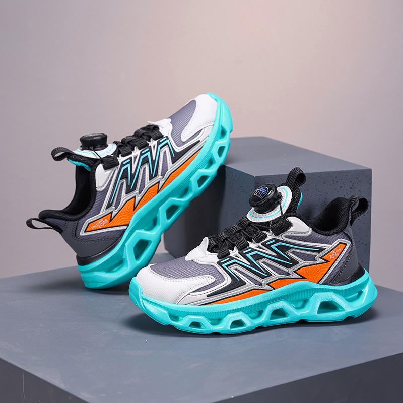 Tom cat classmate boy new spring and summer mesh breathable TOM boys button sneakers lightweight wear-resistant running shoes 28 inner length about 17.7cm
Tom cat classmate boy new spring and summer mesh breathable TOM boys button sneakers lightweight wear-resistant running shoes 28 inner length about 17.7cm