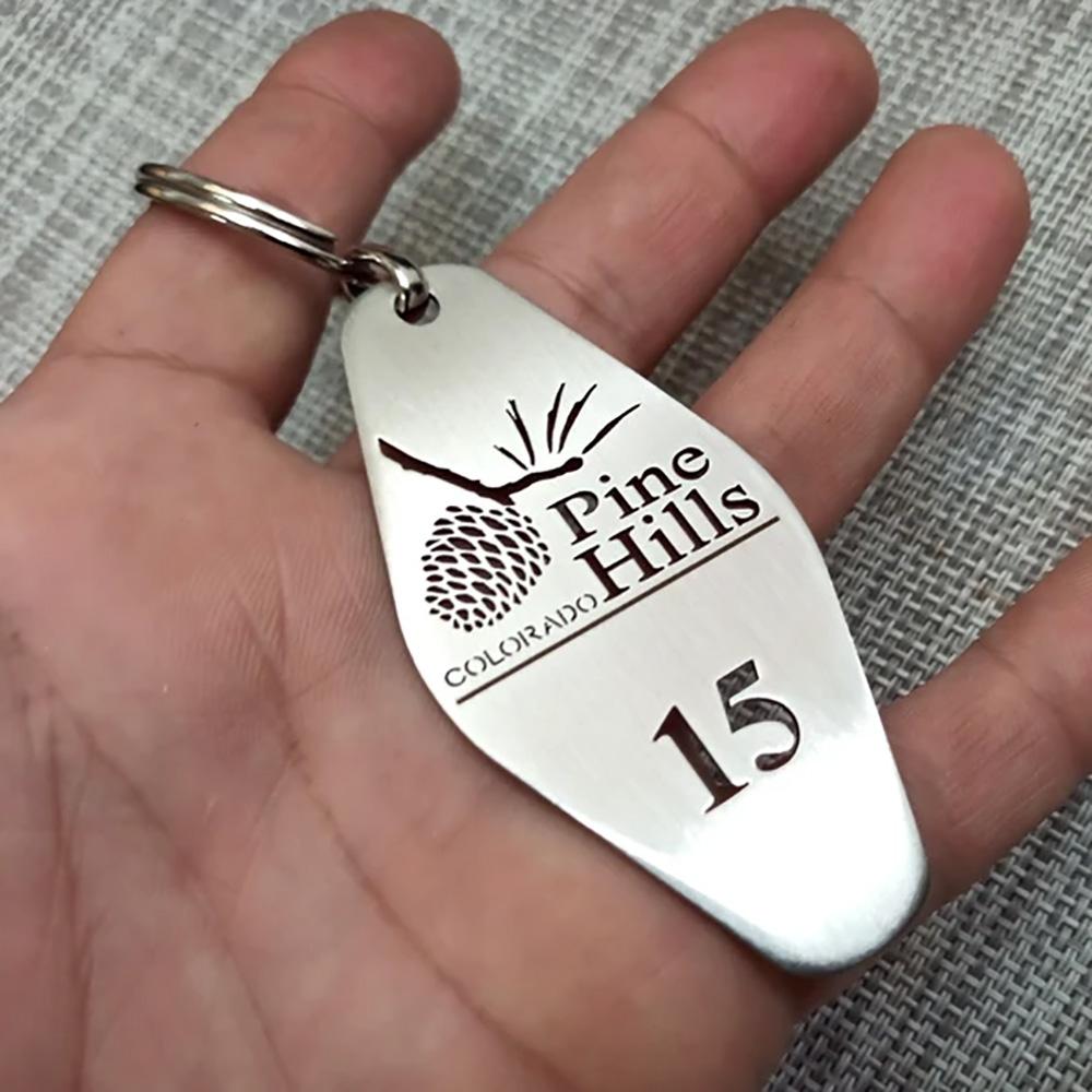 Custom Hotel Metal Keychain Personalized Digital Hollow Stainless Steel Keyring Jewelry New срібний
Custom Hotel Metal Keychain Personalized Digital Hollow Stainless Steel Keyring Jewelry New срібний