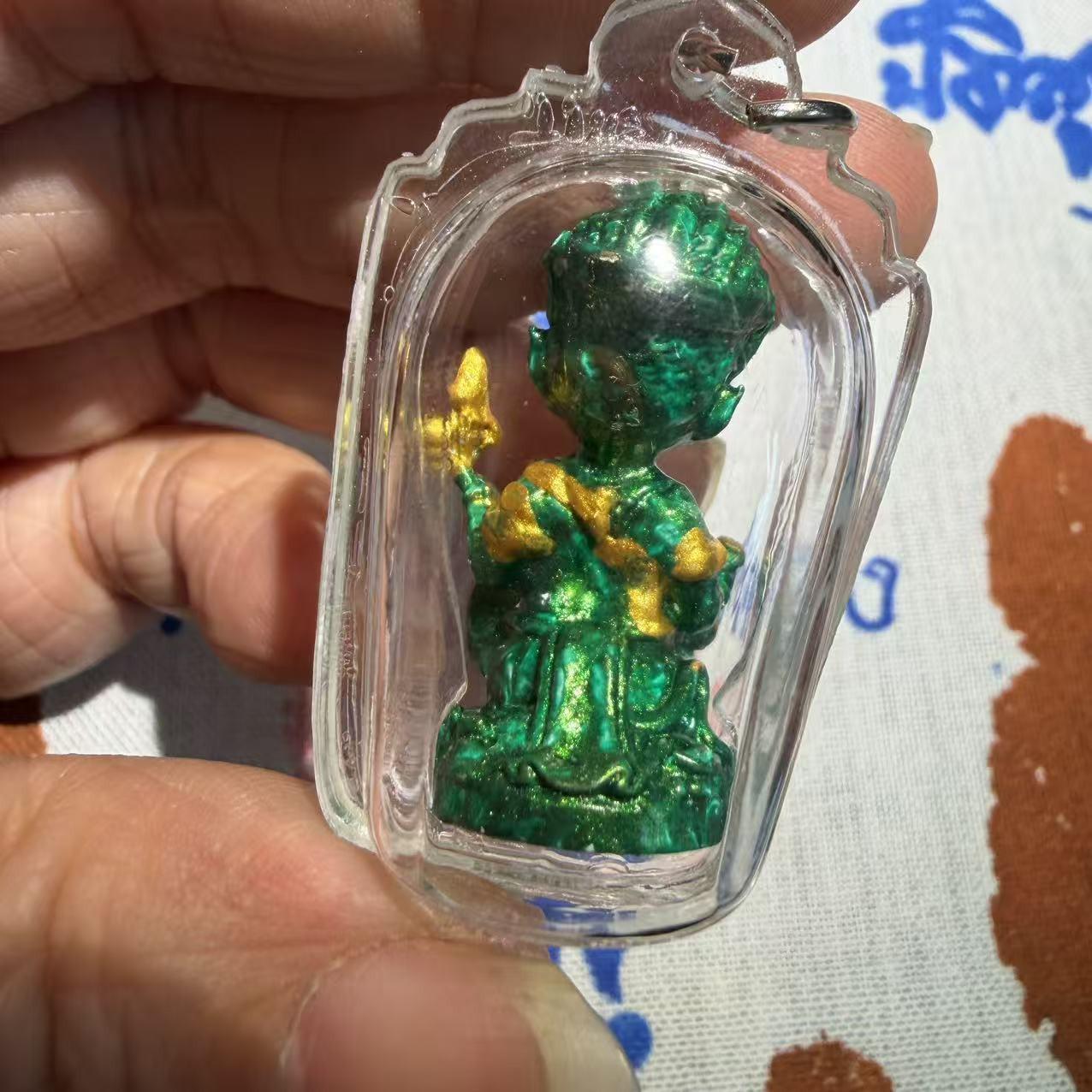 Authentic Thai Buddhist Bo Yang Amulet: Five Eyes Four Ears 2560 Design
Authentic Thai Buddhist Bo Yang Amulet: Five Eyes Four Ears 2560 Design