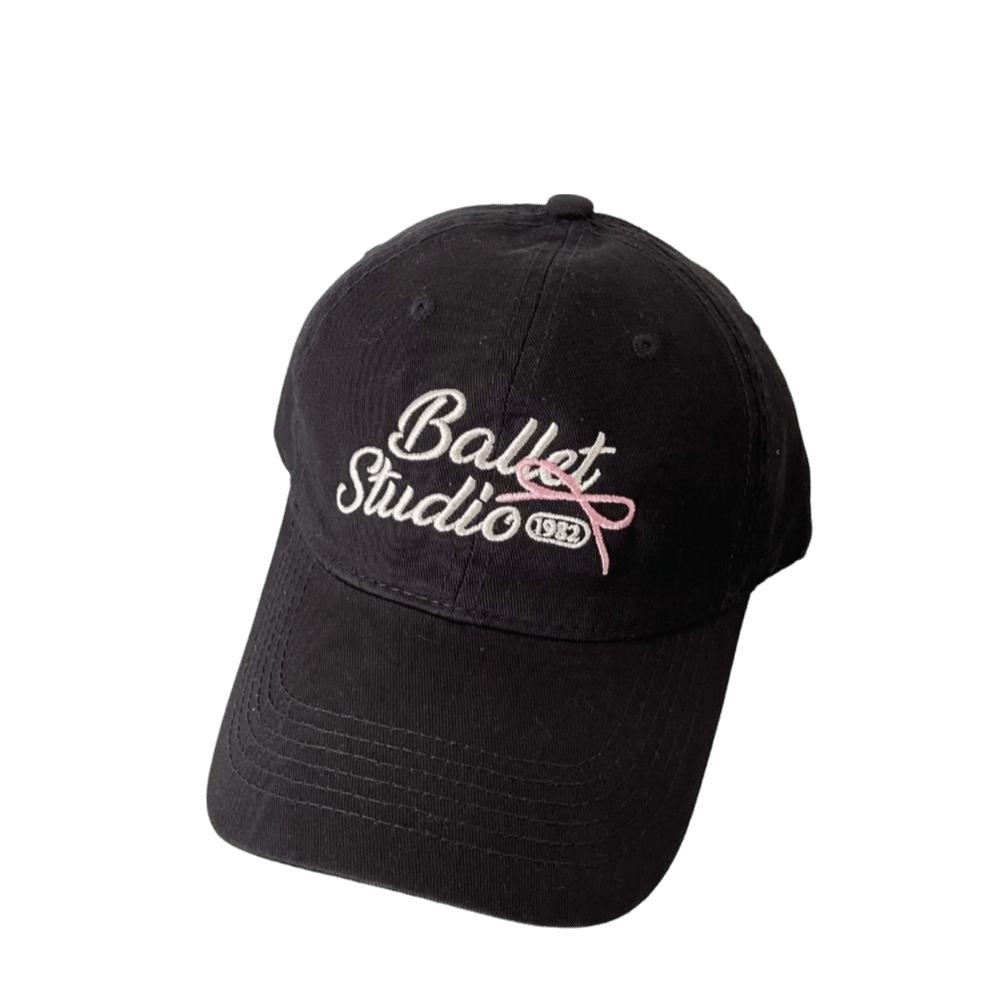 Cotton Peaked Cap Adjustable Solid Color Hat Vintage Bow Tie Baseball Cap Travel чёрный
Cotton Peaked Cap Adjustable Solid Color Hat Vintage Bow Tie Baseball Cap Travel чёрный