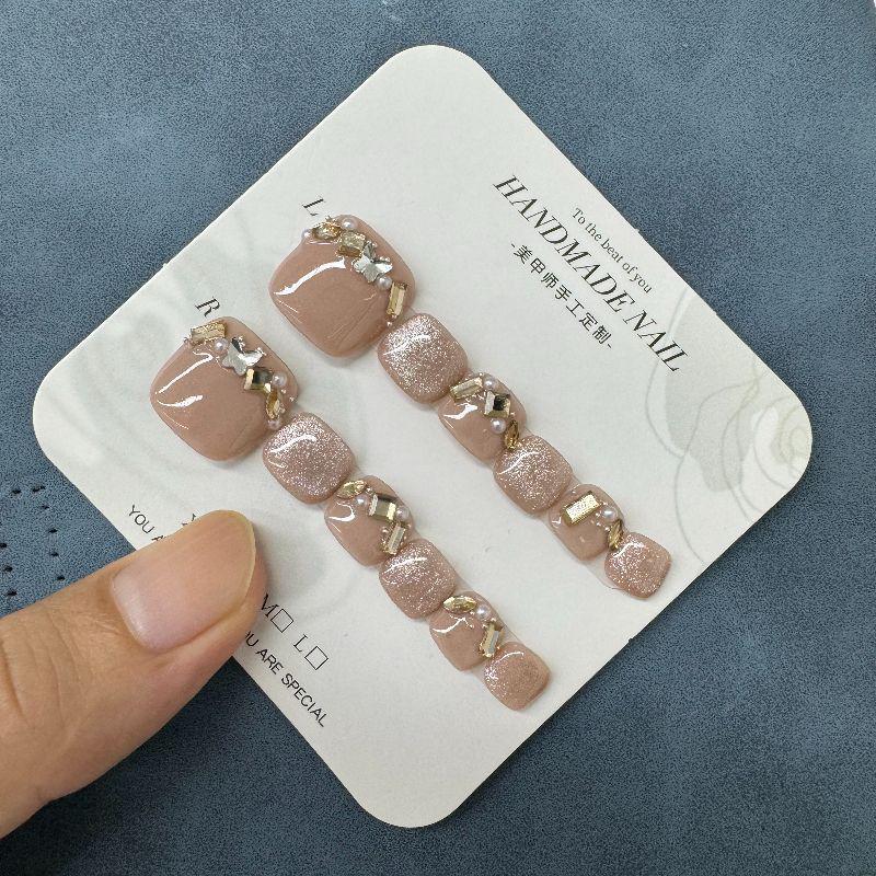 Sparkling Peach Cat Eye Blush Press-On Toe Nails Boxed XS (12 pieces with tool kit)
Sparkling Peach Cat Eye Blush Press-On Toe Nails Boxed XS (12 pieces with tool kit)