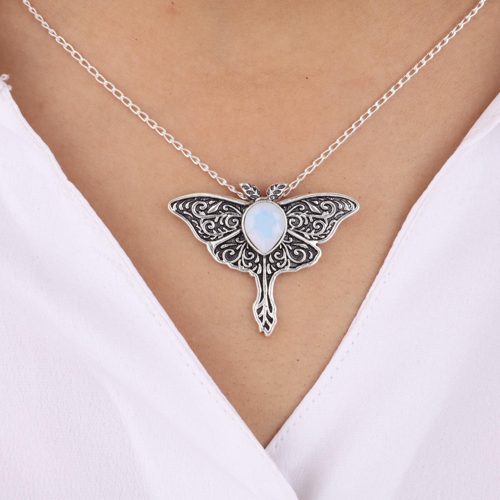 For Women Gift Milky Opal Gemstone 925 Sterling Silver Jewelry Boho Pendant1.2 CP-31-17
For Women Gift Milky Opal Gemstone 925 Sterling Silver Jewelry Boho Pendant1.2 CP-31-17