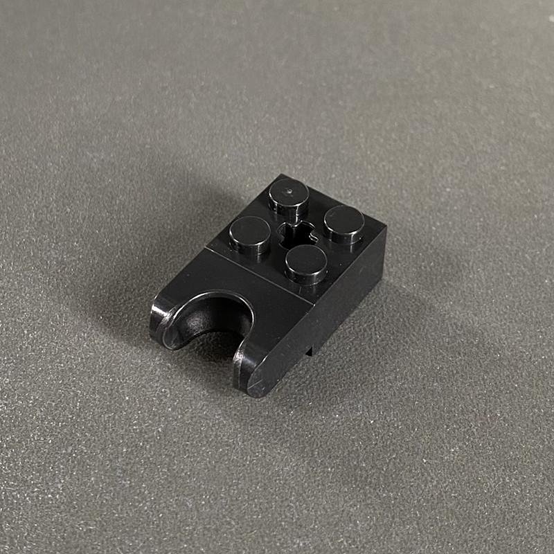 Совместимый с высотными зданиями соединительный кирпич 2x2 с посадочным местом для шарового шарнира в черном, темно-сером, белом и прозрачно-синем цветах (92013, 4619763) 1 piece чёрный
Совместимый с высотными зданиями соединительный кирпич 2x2 с посадочным местом для шарового шарнира в черном, темно-сером, белом и прозрачно-синем цветах (92013, 4619763) 1 piece чёрный