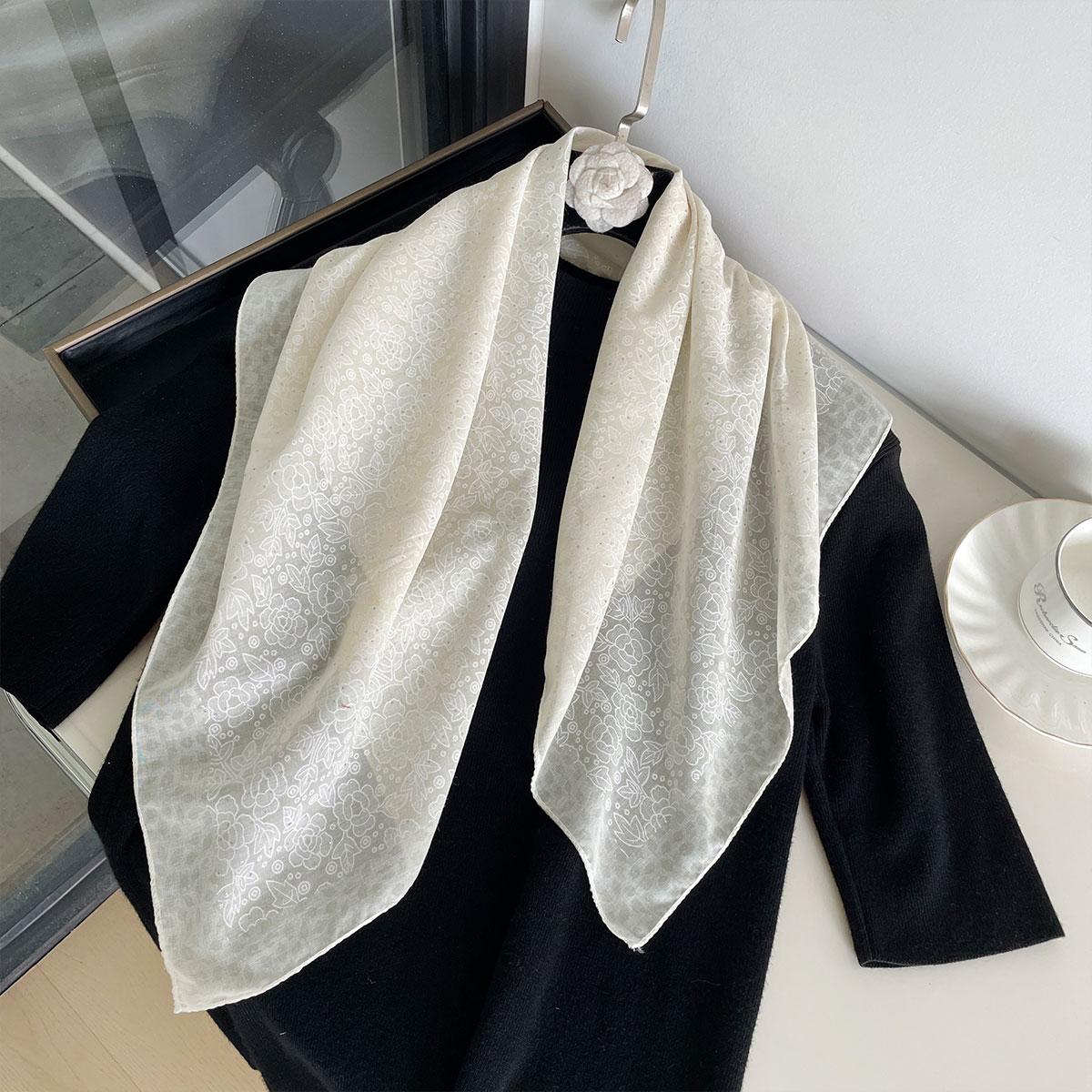 Luxury Silk Shawl Square Scarf for Women Satin Fashion Print Hijab Wraps Neckerchief Female Hair Bands Ribbon Headband Bandana бежевий
Luxury Silk Shawl Square Scarf for Women Satin Fashion Print Hijab Wraps Neckerchief Female Hair Bands Ribbon Headband Bandana бежевий