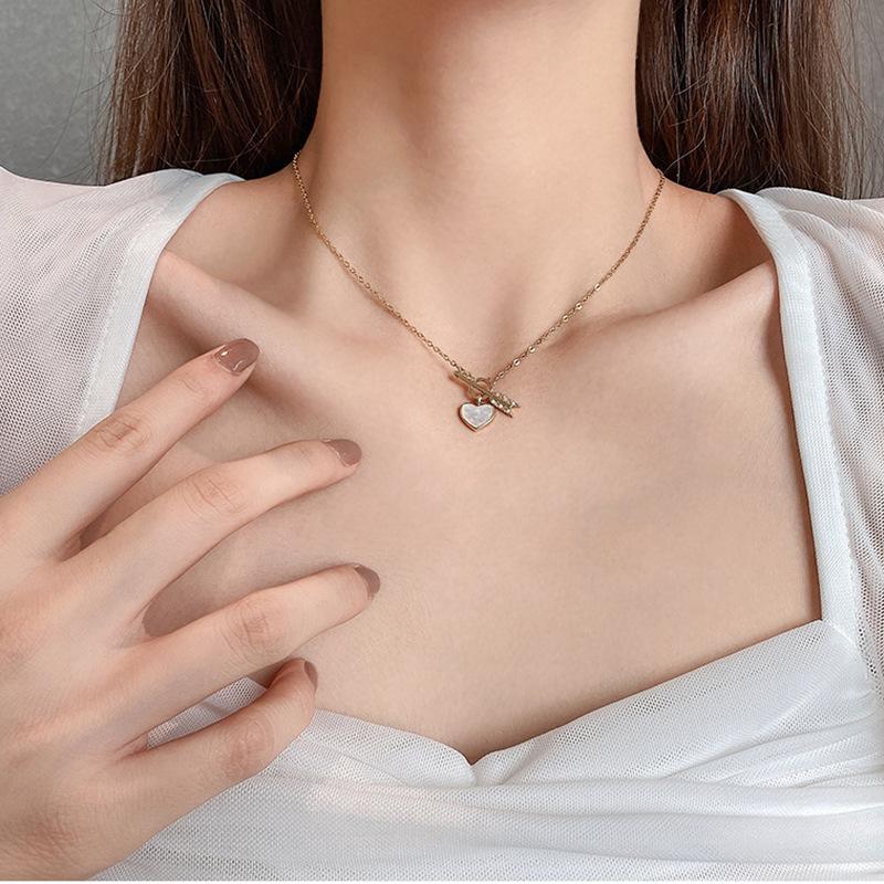 LXL Simple Pink Zircon Alloy Heart Necklaces for Women Arrow Love Girls Clavicle Chain Aesthetic Choker Jewelry Gifts
LXL Simple Pink Zircon Alloy Heart Necklaces for Women Arrow Love Girls Clavicle Chain Aesthetic Choker Jewelry Gifts