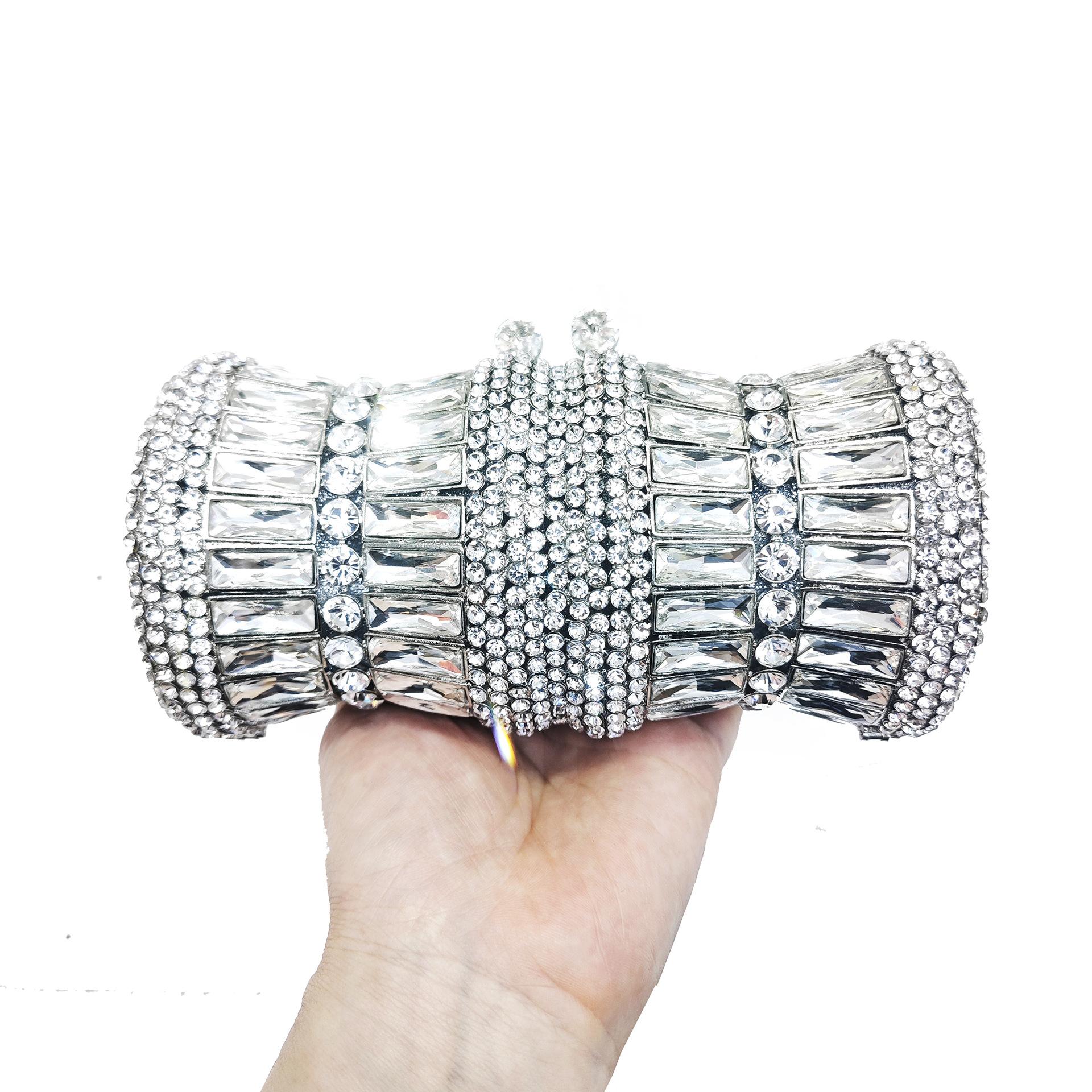 Crystal Bags Diamond Cylinder Glass Flower Dinner Bag Banquet Hollow Diamond Handbag Women s Bag
Crystal Bags Diamond Cylinder Glass Flower Dinner Bag Banquet Hollow Diamond Handbag Women s Bag