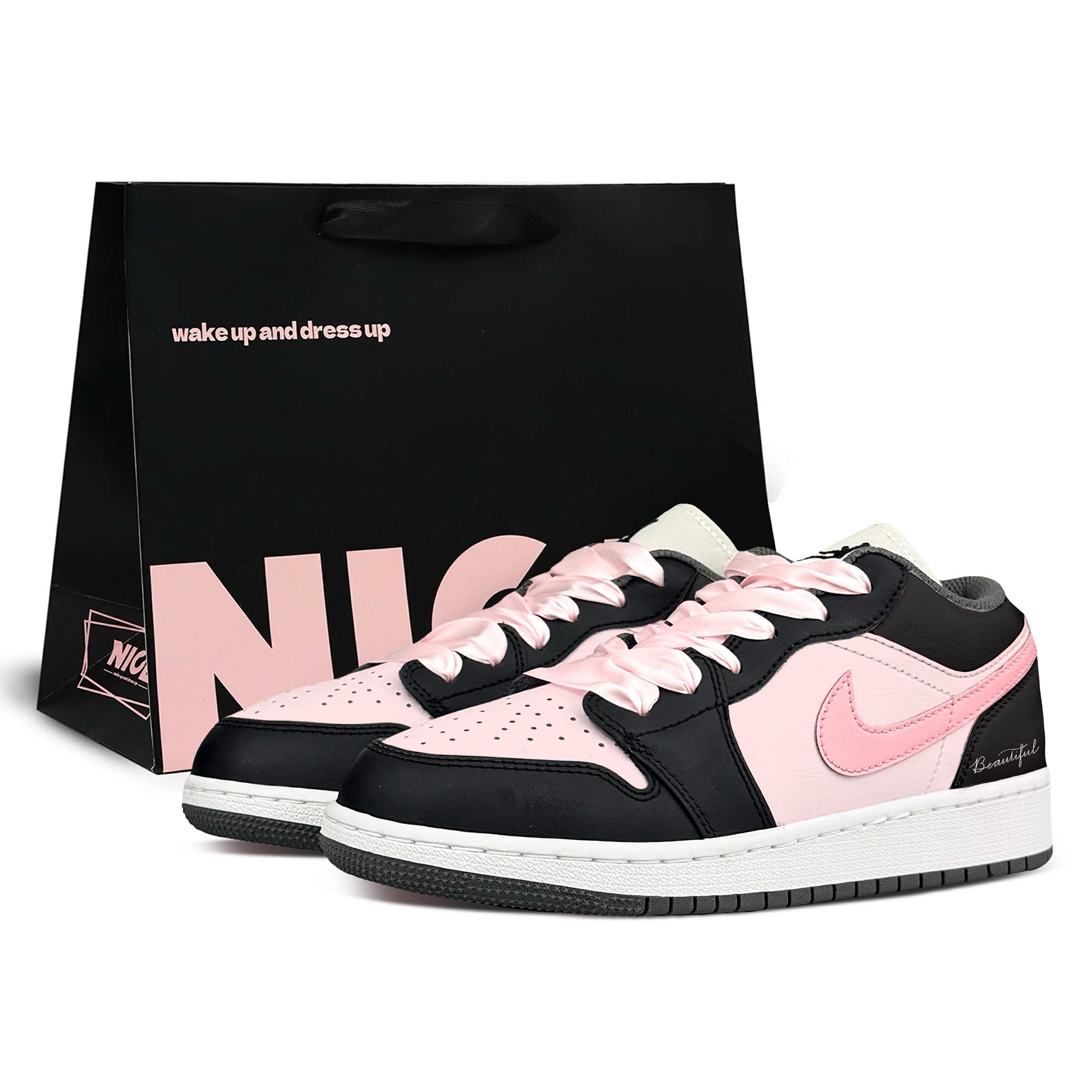 Jordan Air Jordan 1 Cushioning Low top Vintage Basketball Shoes Women s Black Pink DC0774-101(Team153- LK) 36
Jordan Air Jordan 1 Cushioning Low top Vintage Basketball Shoes Women s Black Pink DC0774-101(Team153- LK) 36