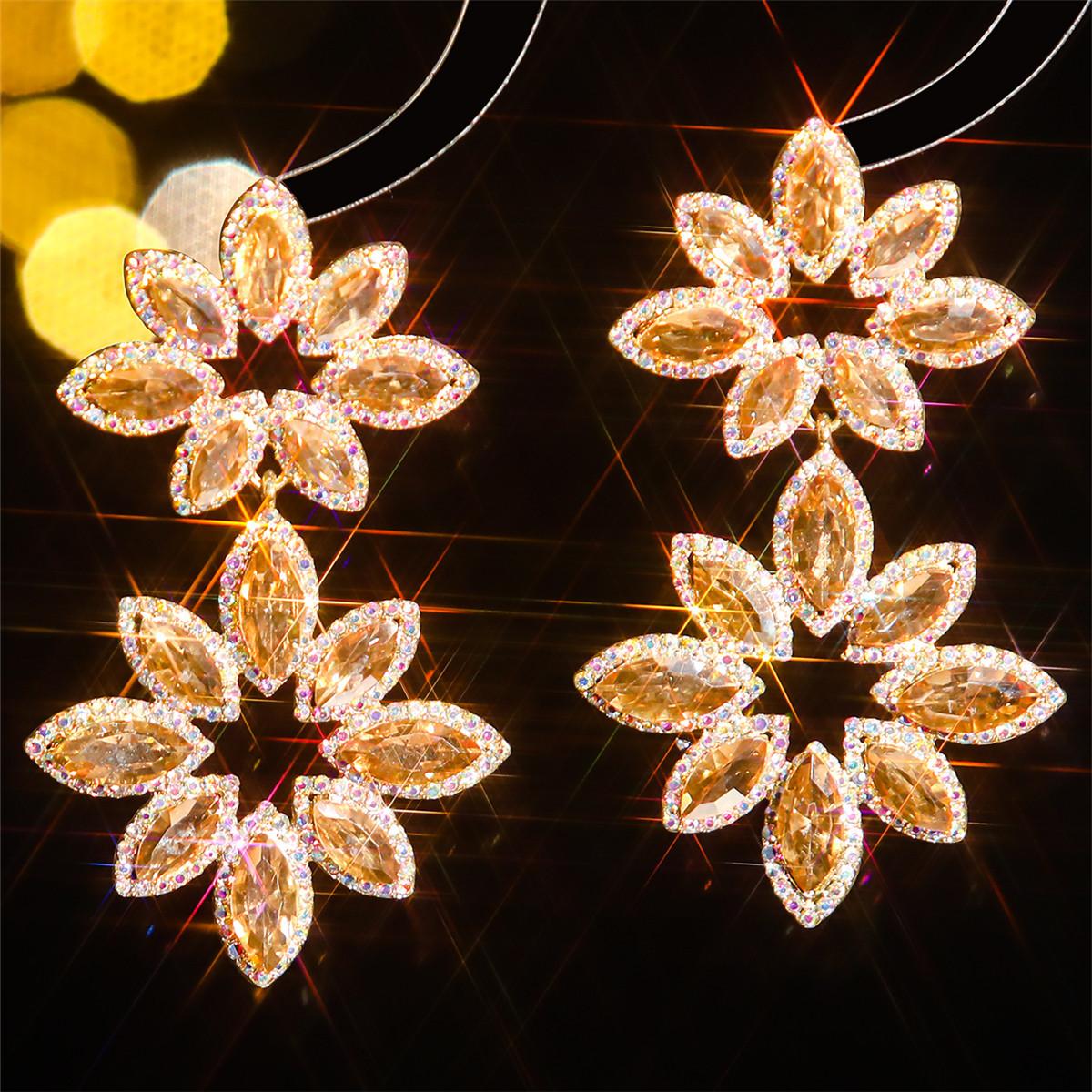 Новые темпераментные супер блестящие цветные хрустальные длинные серьги модные и элегантные женские серьги
Новые темпераментные супер блестящие цветные хрустальные длинные серьги модные и элегантные женские серьги