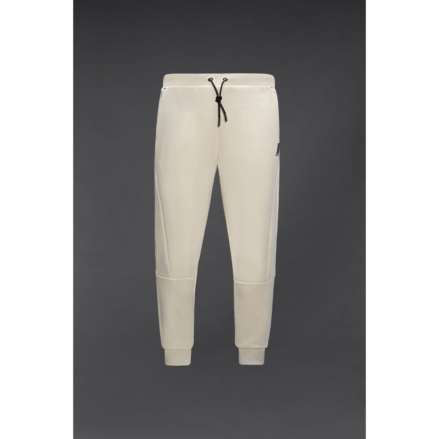 JOGGER TROUSERS
JOGGER TROUSERS