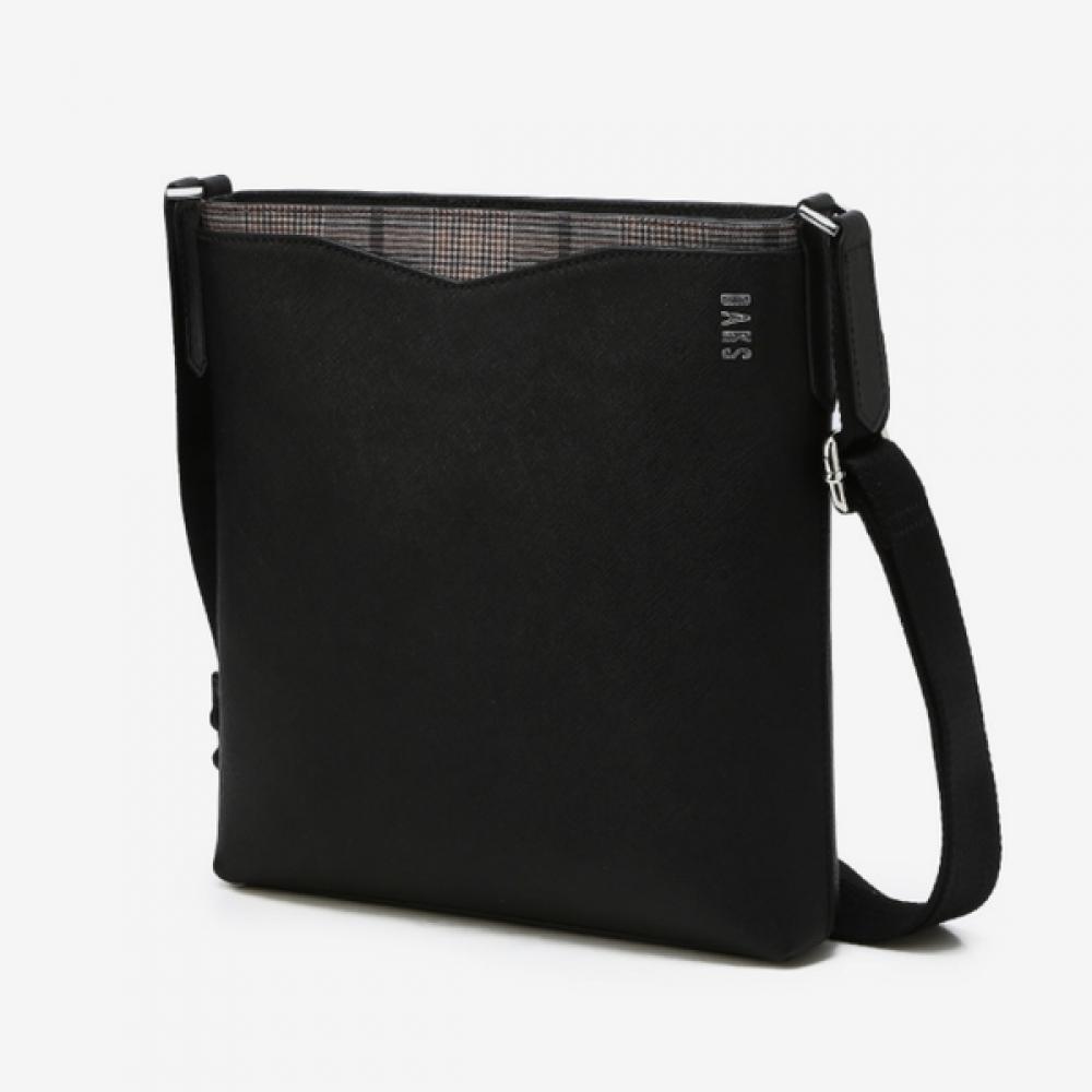 Daks Black Check Leather Crossbody Bag Dbba3e054bk Single option
Daks Black Check Leather Crossbody Bag Dbba3e054bk Single option
