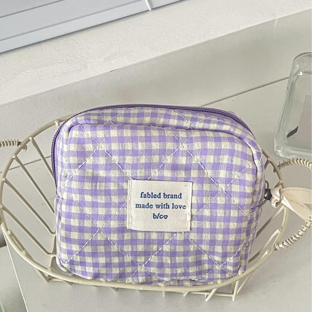 Vintage Floral Women s Small Square Storage Bag Purse Plaid Ladies Cosmetic Bags Quilted Portable Female Travel Makeup Case
Vintage Floral Women s Small Square Storage Bag Purse Plaid Ladies Cosmetic Bags Quilted Portable Female Travel Makeup Case