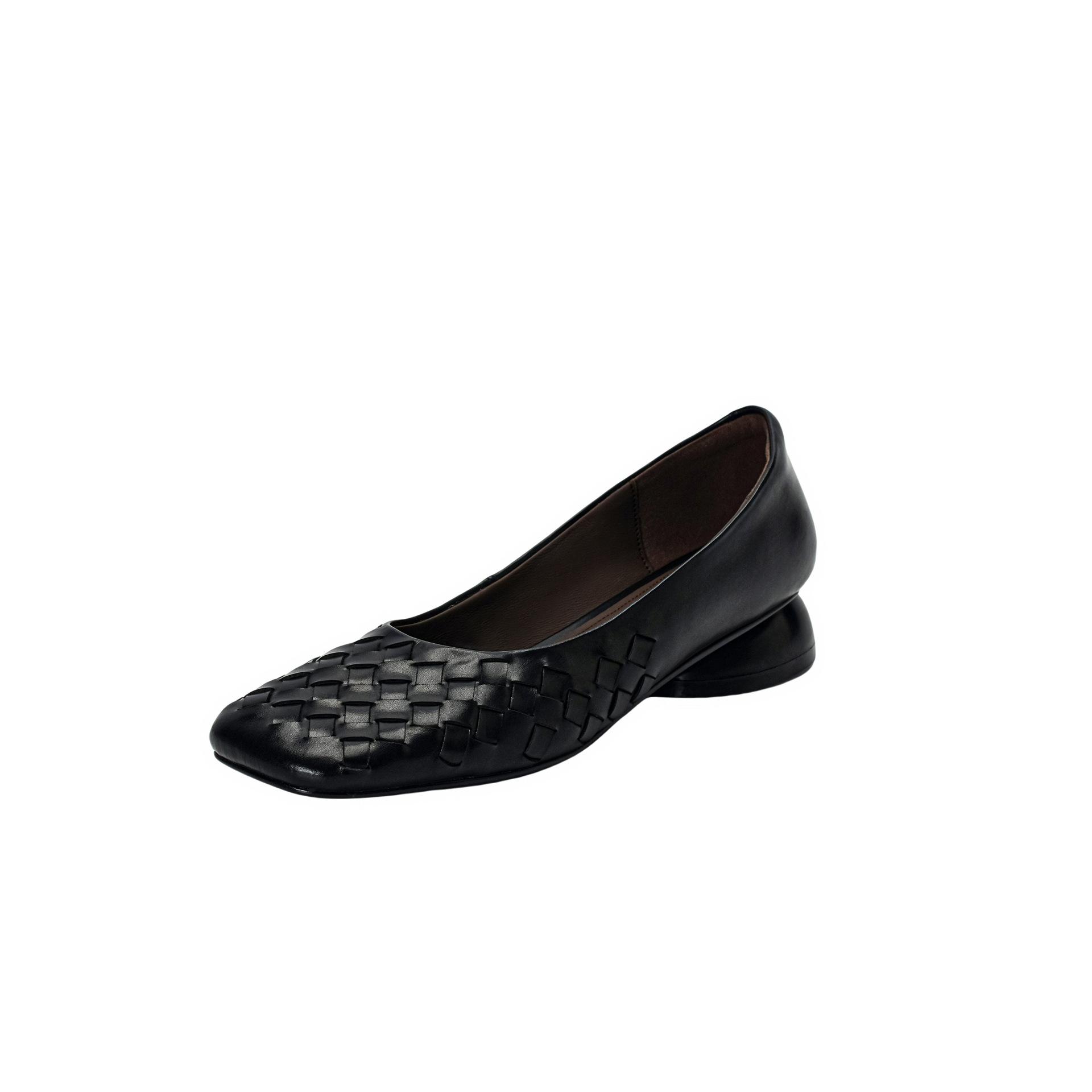 Spring and autumn of 22, square head low heel shallow mouth single shoes woven retro flat shoes flat heel 34 чёрный
Spring and autumn of 22, square head low heel shallow mouth single shoes woven retro flat shoes flat heel 34 чёрный