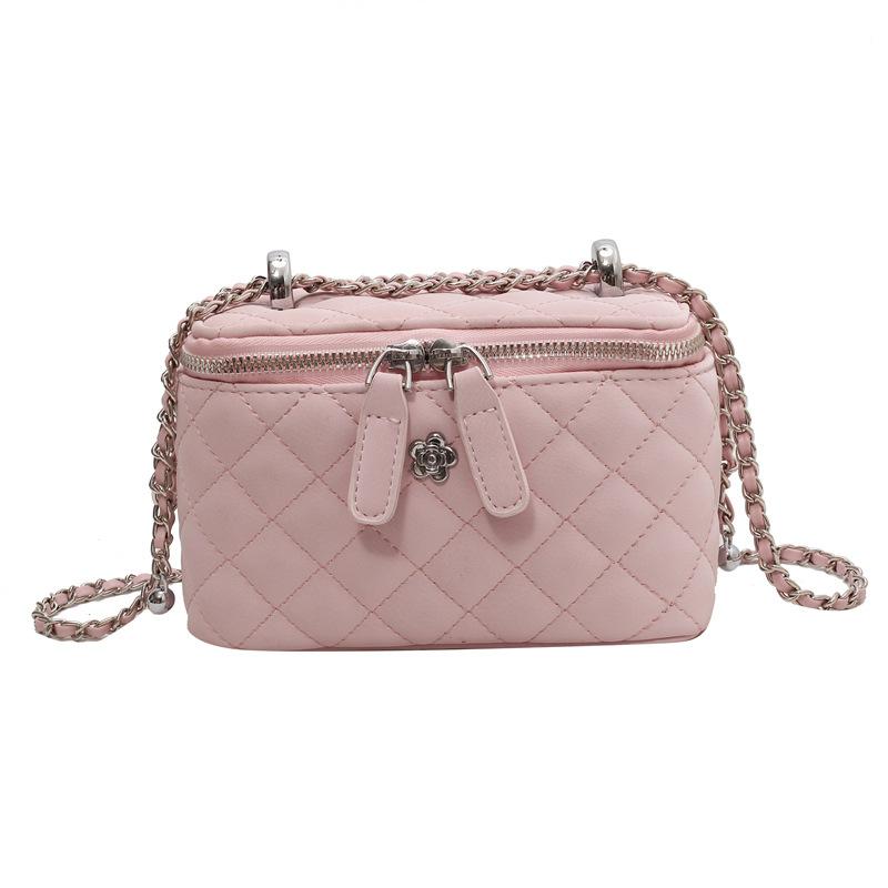 Premium mini bag women s 2025 new shoulder messenger bag Internet celebrity explosion diamond chain box small square bag Small розовый
Premium mini bag women s 2025 new shoulder messenger bag Internet celebrity explosion diamond chain box small square bag Small розовый