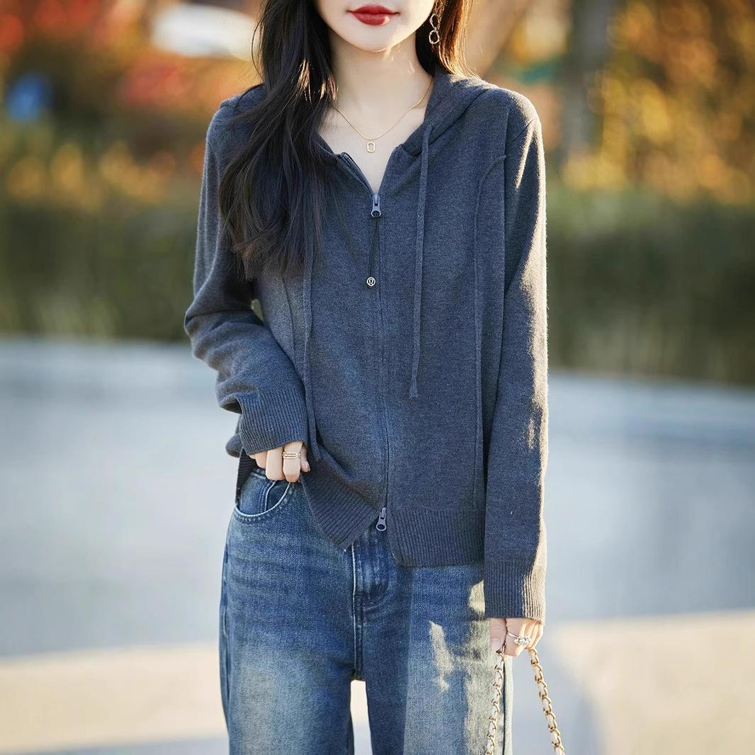 2025 Women s Loose Knit Hoodie Cardigan Zip-Up Sweatshirt Medium
2025 Women s Loose Knit Hoodie Cardigan Zip-Up Sweatshirt Medium