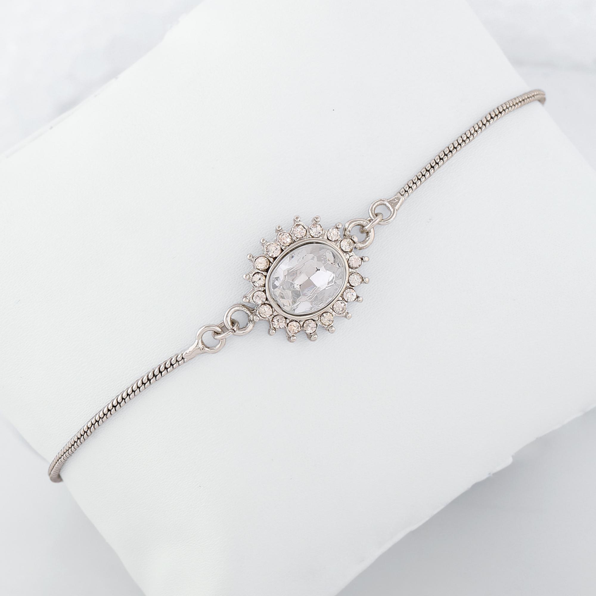 Женский браслет Estele Sacred Sparkle с родиевым покрытием и смелыми австрийскими кристаллами
Женский браслет Estele Sacred Sparkle с родиевым покрытием и смелыми австрийскими кристаллами
