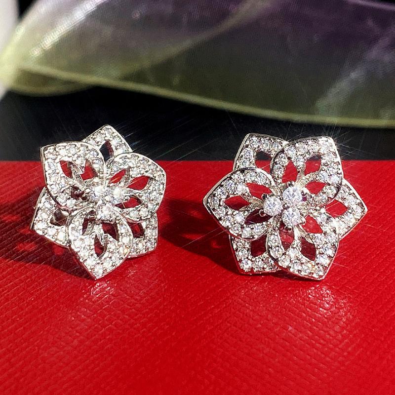 CAOSHI aesthetic stud earrings for women brilliant CZ delicate design flower accessories chic wedding Zircon graceful gift
CAOSHI aesthetic stud earrings for women brilliant CZ delicate design flower accessories chic wedding Zircon graceful gift