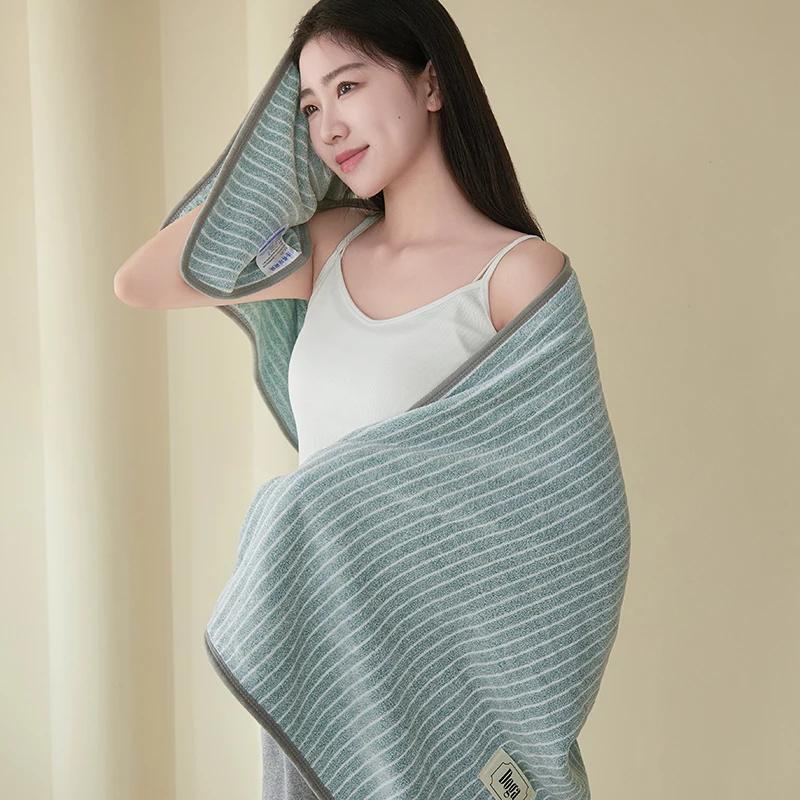 New Mother s Day gift coral fleece bath towel large bath towel adult men and women Korean bath towel 90x180cm 1pcs
New Mother s Day gift coral fleece bath towel large bath towel adult men and women Korean bath towel 90x180cm 1pcs