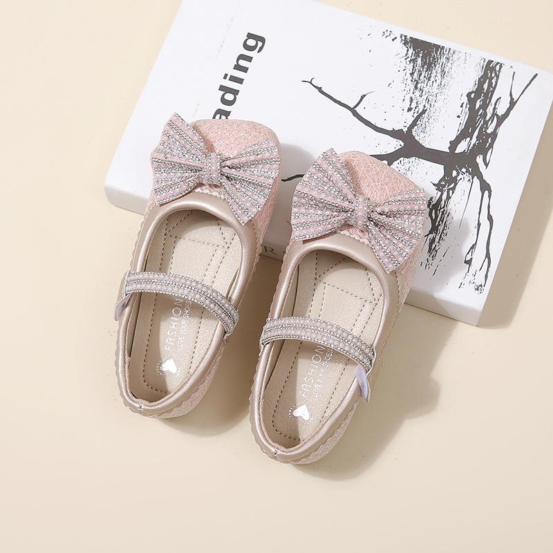 Туфли принцессы для девочек весна и осень 2025 новая детская обувь маленькие кожаные туфли мягкая подошва туфли с кристаллами для девочек женские туфли для платья 36 yards inner length 22.5cm розовый
Туфли принцессы для девочек весна и осень 2025 новая детская обувь маленькие кожаные туфли мягкая подошва туфли с кристаллами для девочек женские туфли для платья 36 yards inner length 22.5cm розовый