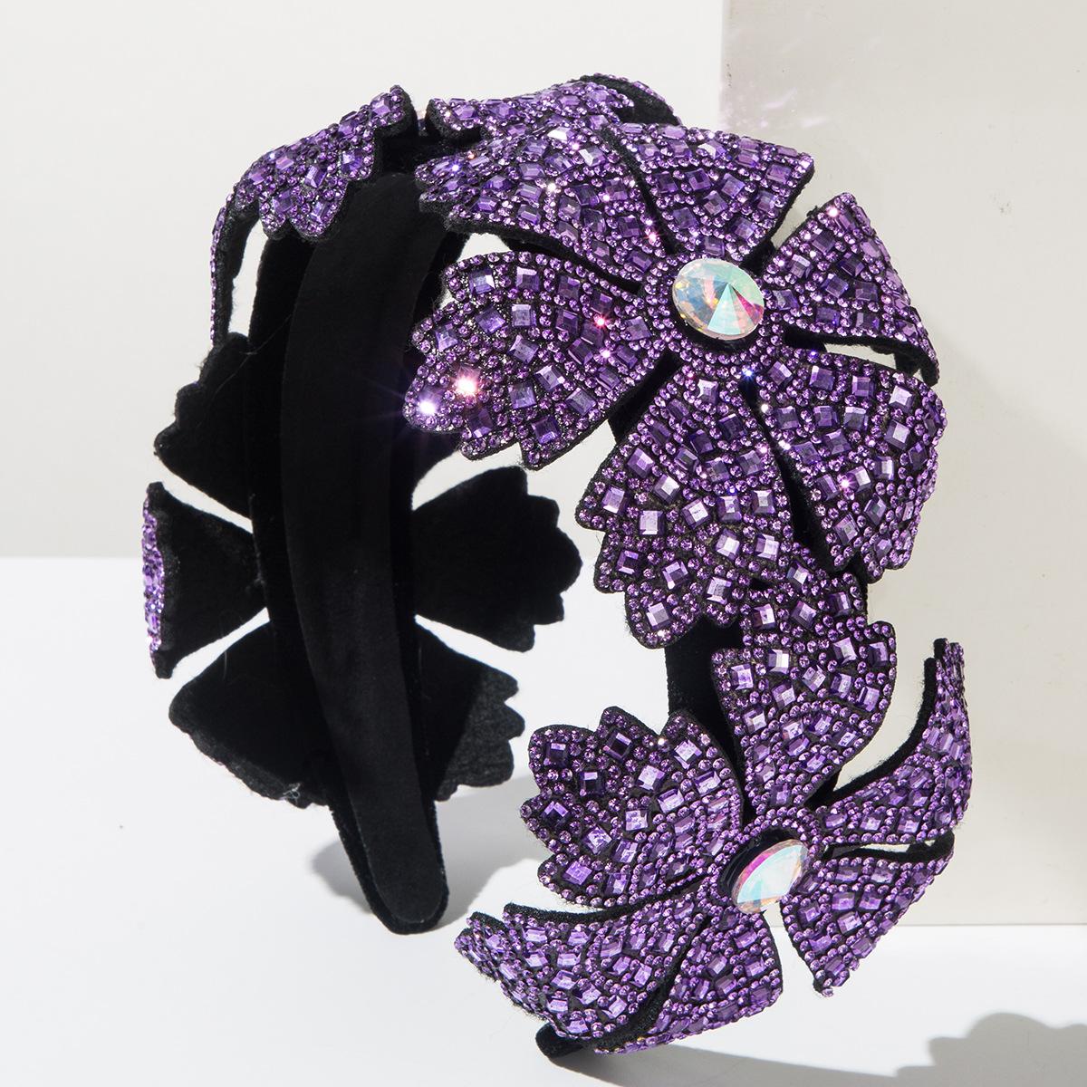 New Creative Hairband Featuring Vintage-style Four-flowers and Wide Brim. An Elegant Hair Accessory. фіолетовий
New Creative Hairband Featuring Vintage-style Four-flowers and Wide Brim. An Elegant Hair Accessory. фіолетовий