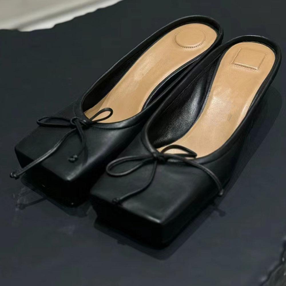 Жіноче взуття на платформі з квадратним носком, високі підбори, мюлі, нові весна-літо, ковзання на тонких підборах з метеликом і бантом 40
Жіноче взуття на платформі з квадратним носком, високі підбори, мюлі, нові весна-літо, ковзання на тонких підборах з метеликом і бантом 40