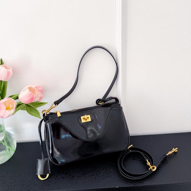 Small Niche Design Top Layer Cowhide Gold Lock Retro Underarm Bag New Versatile Simple Single Shoulder Crossbody Women s чорний
Small Niche Design Top Layer Cowhide Gold Lock Retro Underarm Bag New Versatile Simple Single Shoulder Crossbody Women s чорний