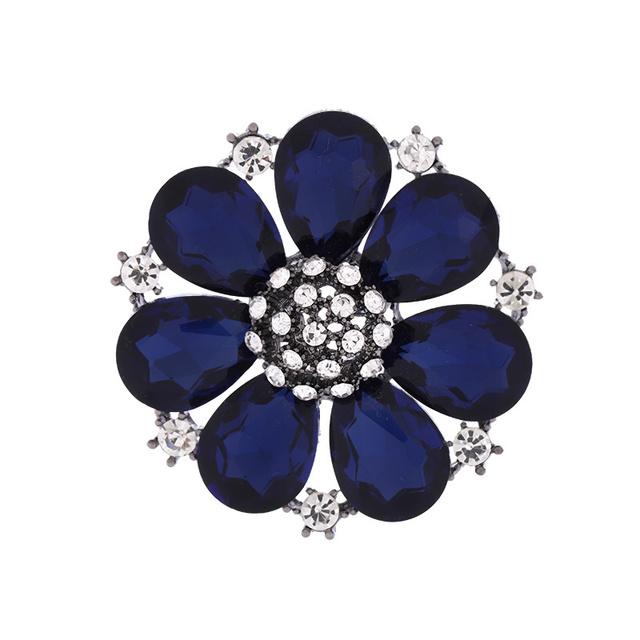 Ювелирные изделия Высококачественный хрустальный цветок брошь ажурная тычинка шелковый шарф пуговица аксессуары для одежды корсаж
Ювелирные изделия Высококачественный хрустальный цветок брошь ажурная тычинка шелковый шарф пуговица аксессуары для одежды корсаж