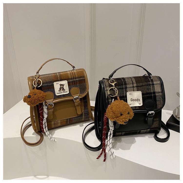 New Women s Fashion Plaid Backpack - British Retro Style for Autumn & Winter, Perfect for Students
New Women s Fashion Plaid Backpack - British Retro Style for Autumn & Winter, Perfect for Students
