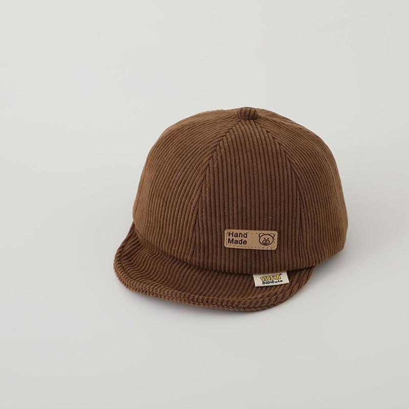 Весенняя вельветовая бейсболка для малышей, мальчиков и девочек, с мягким козырьком, для младенцев и малышей, регулируемая детская кепка с утиным язычком кофейный
Весенняя вельветовая бейсболка для малышей, мальчиков и девочек, с мягким козырьком, для младенцев и малышей, регулируемая детская кепка с утиным язычком кофейный