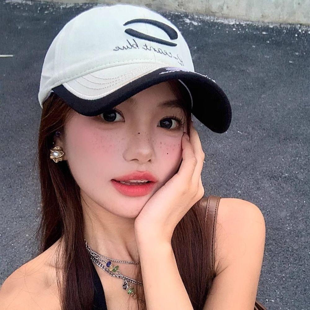 Y2K Letter Peaked Cap Embroidery Visors Snapback Cap Casual Vintage Baseball Cap Unisex сірий
Y2K Letter Peaked Cap Embroidery Visors Snapback Cap Casual Vintage Baseball Cap Unisex сірий