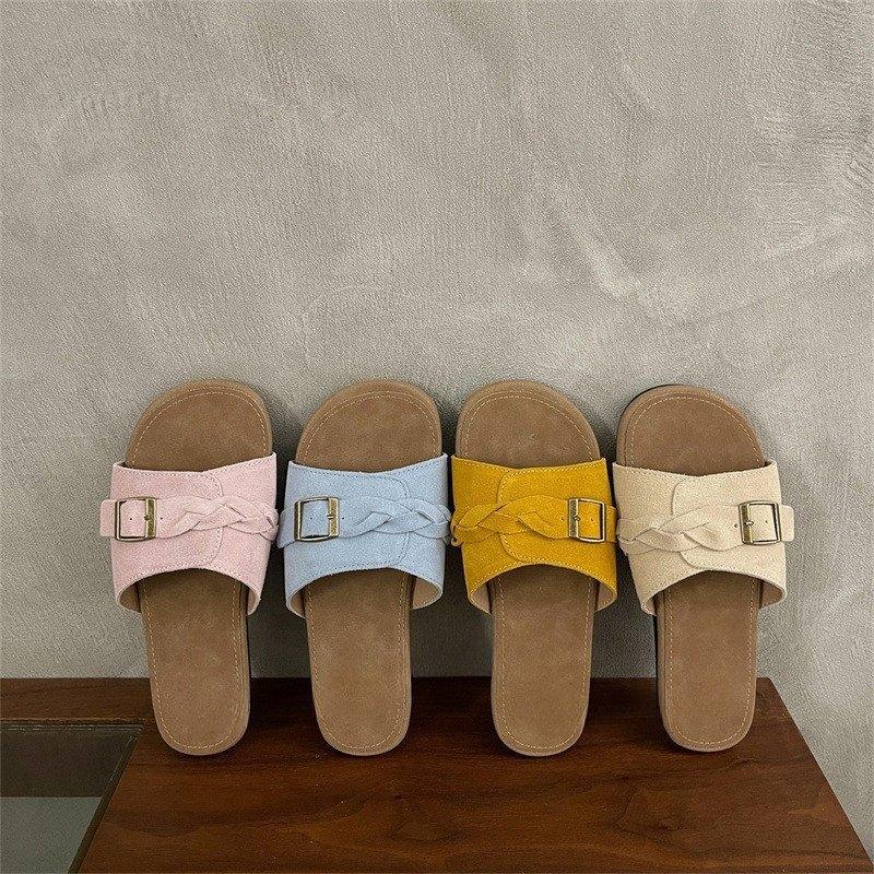 Retro niche design slippers women s summer new open-toed one-word holiday sandals 35 абрикосовый
Retro niche design slippers women s summer new open-toed one-word holiday sandals 35 абрикосовый