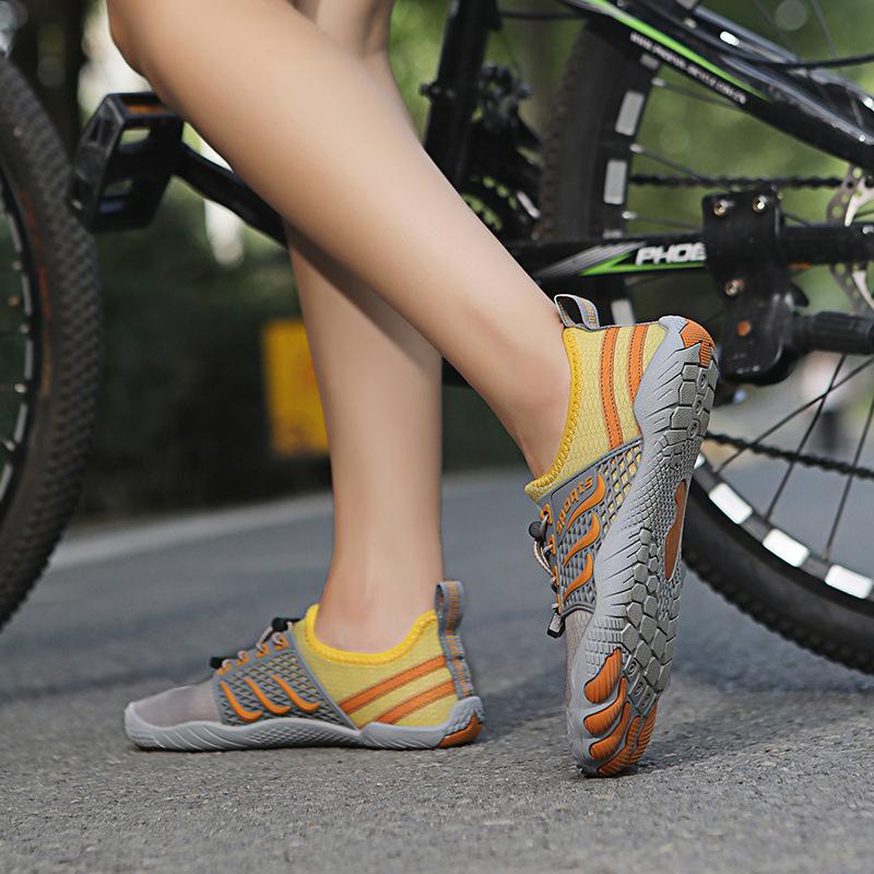 Outdoor creek shoes non-slip beach shoes men s and women s wading swimming shoes beach diving climbing shoes indoor fitness shoes 35
Outdoor creek shoes non-slip beach shoes men s and women s wading swimming shoes beach diving climbing shoes indoor fitness shoes 35