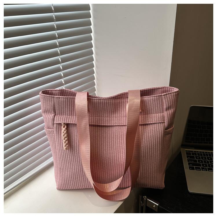 Solid Color Corduroy Ladies Tote Shoulder Bag Retro Large Capacity Portable Female Shopping Bags Casual Women s Travel Handbags рожевий
Solid Color Corduroy Ladies Tote Shoulder Bag Retro Large Capacity Portable Female Shopping Bags Casual Women s Travel Handbags рожевий
