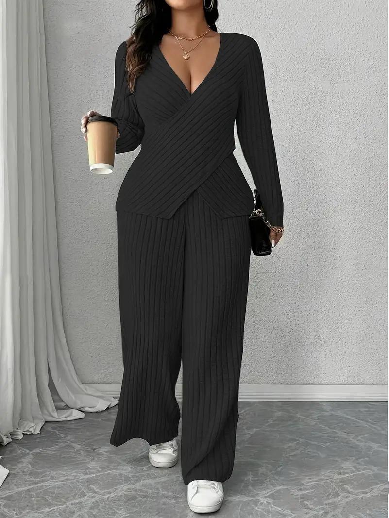 2026 Elegant Women s Knit V-neck Ribbed Top & Wide-leg Pants Suit for Spring and Autumn S чорний
2026 Elegant Women s Knit V-neck Ribbed Top & Wide-leg Pants Suit for Spring and Autumn S чорний