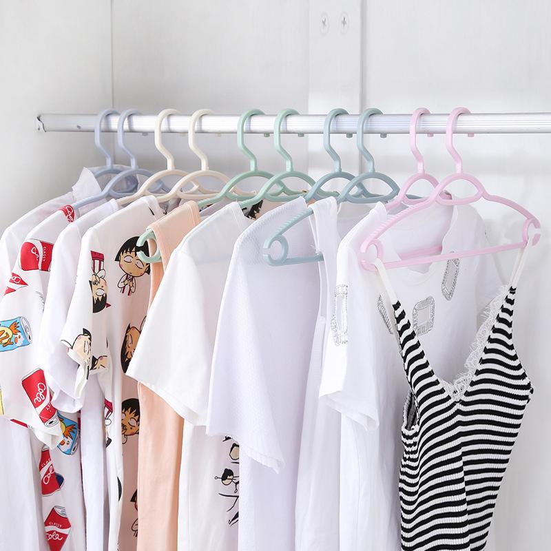 10pcs Household Anti Slip Plastic Hangers, Multifunctional Seamless Hanging And Organizing Rack
10pcs Household Anti Slip Plastic Hangers, Multifunctional Seamless Hanging And Organizing Rack