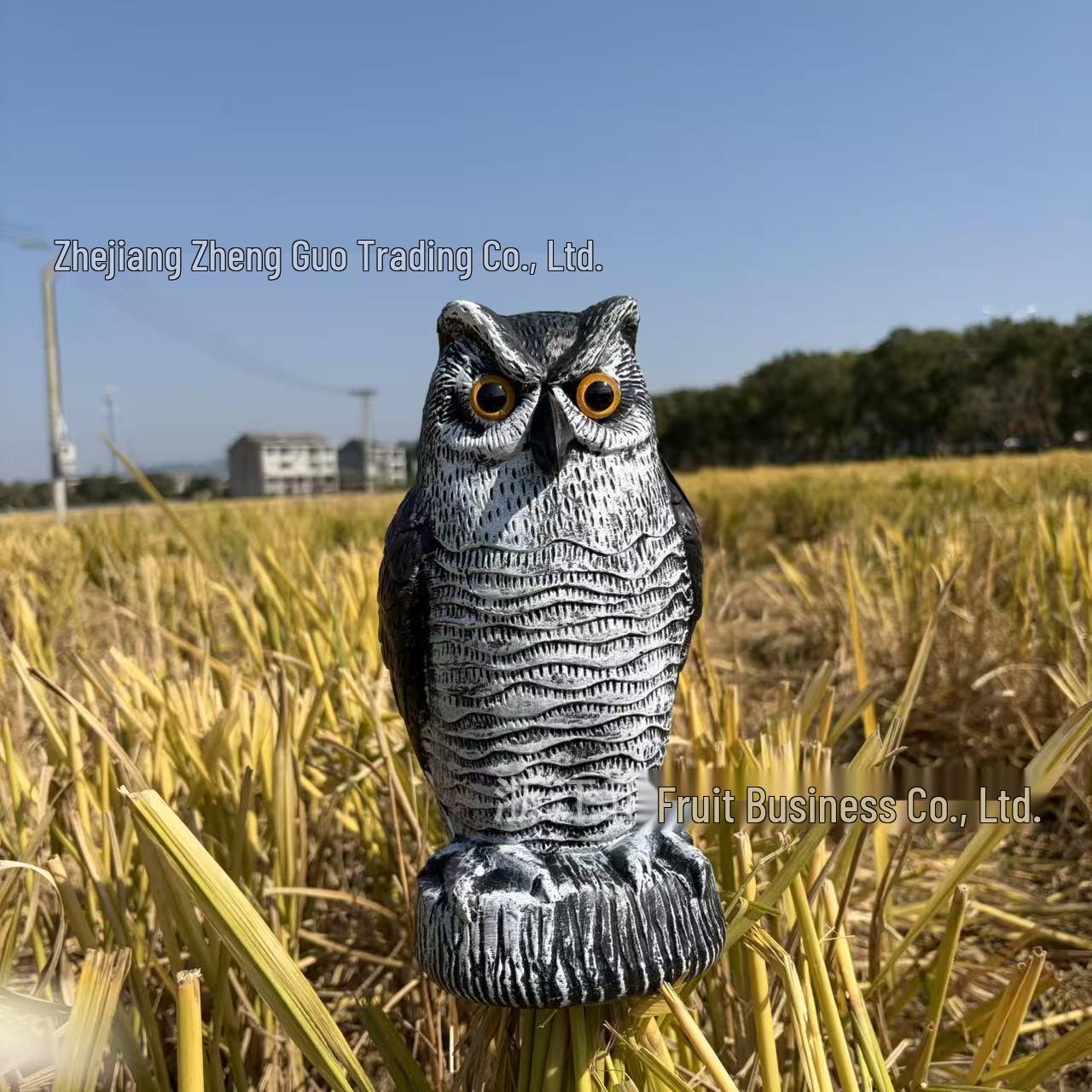 Waterproof Owl Garden Ornament: Bird & Rodent Repellent
Waterproof Owl Garden Ornament: Bird & Rodent Repellent