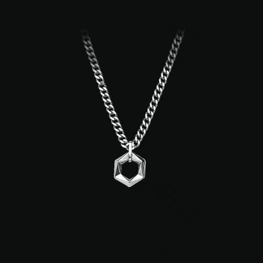Шестиугольная подвеска с пряжкой OT, брендовое ожерелье в стиле хип-хоп из нержавеющей стали, мужские и женские аксессуары, цепочка на ключицу 55CM
Шестиугольная подвеска с пряжкой OT, брендовое ожерелье в стиле хип-хоп из нержавеющей стали, мужские и женские аксессуары, цепочка на ключицу 55CM