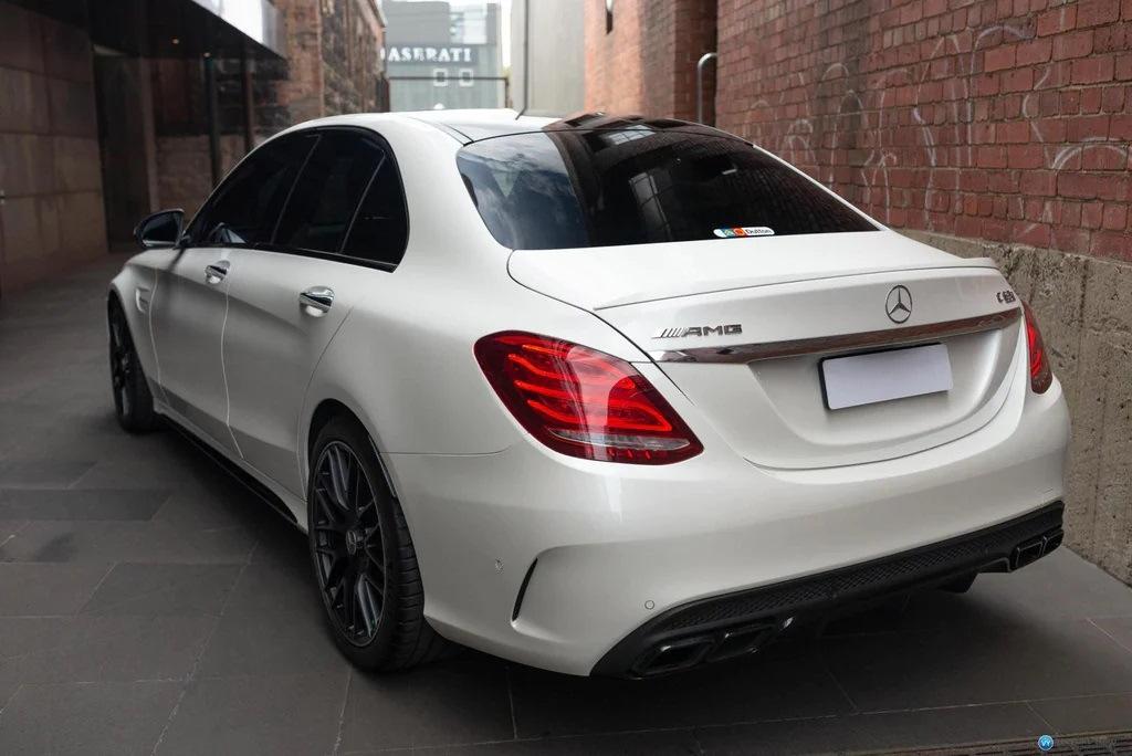 Задний бампер под диффузор (AMG C63-designs 2014-2018) для Mercedes C-сlass W205
Задний бампер под диффузор (AMG C63-designs 2014-2018) для Mercedes C-сlass W205
