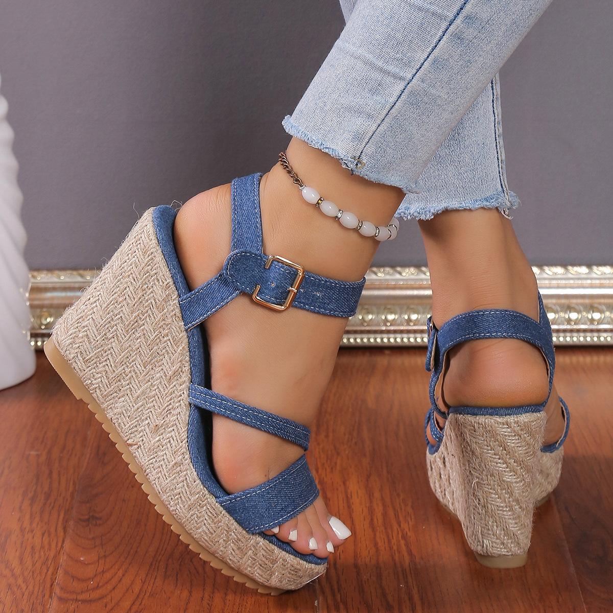 Summer versatile super high heel wedge heel sandals women s straw woven waterproof table one word with open toe platform women s shoes 42 синий
Summer versatile super high heel wedge heel sandals women s straw woven waterproof table one word with open toe platform women s shoes 42 синий