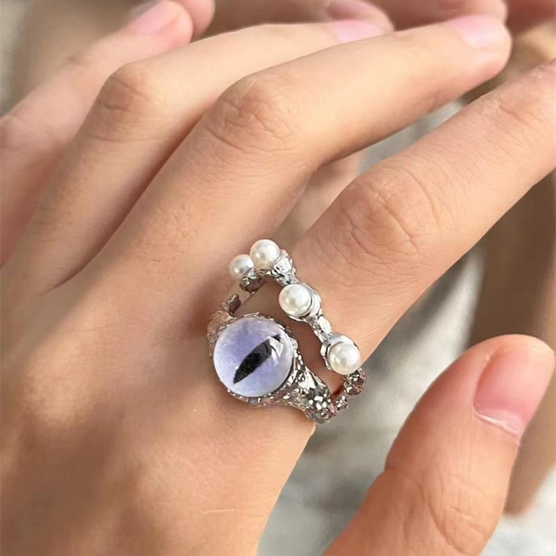 2025 New Personalized Cat s Eye Alloy Niche Men s and Women s Same Heavy Industry Hip Hop Neutral Open Pearl Ring opening adjustable
2025 New Personalized Cat s Eye Alloy Niche Men s and Women s Same Heavy Industry Hip Hop Neutral Open Pearl Ring opening adjustable