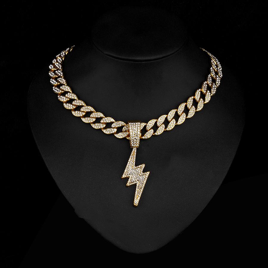 Full Diamond Lightning Pendant Cuban Necklace - Hip Hop Street Style
Full Diamond Lightning Pendant Cuban Necklace - Hip Hop Street Style