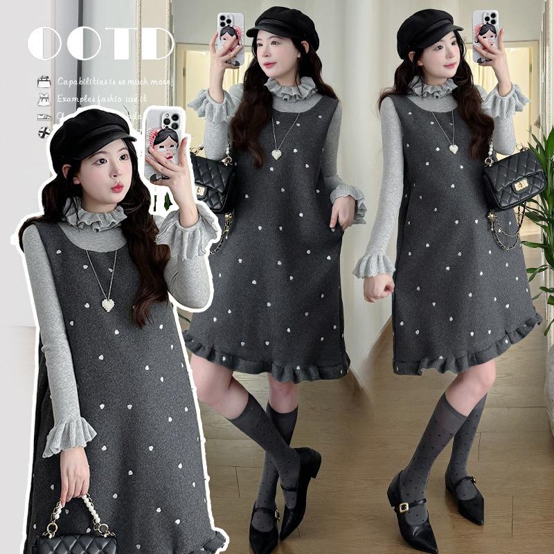 2025 Fashion Embroidered Heart Wool Maternity Set M
2025 Fashion Embroidered Heart Wool Maternity Set M