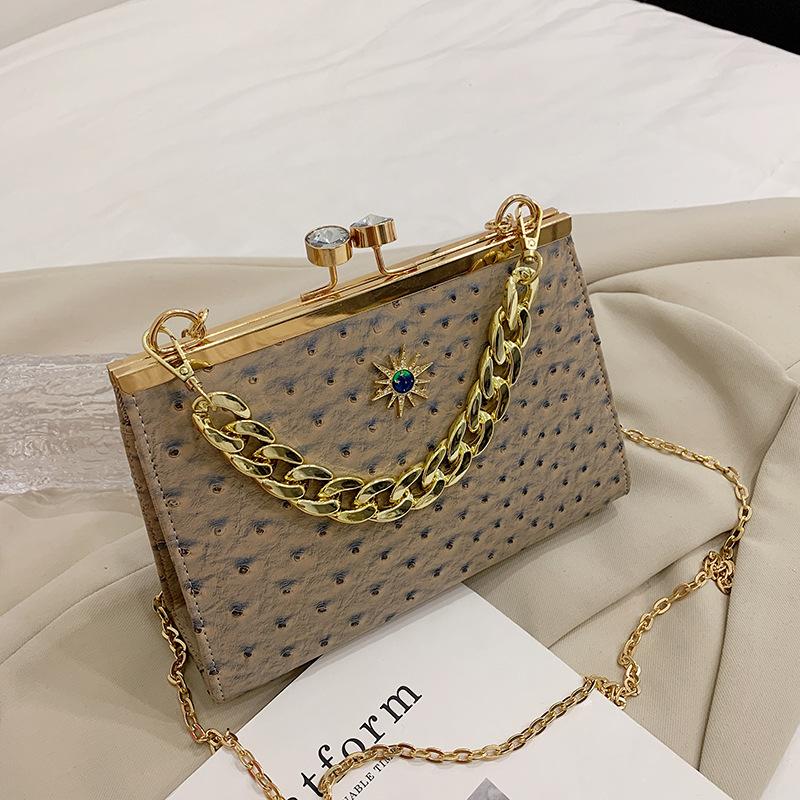 2024 summer niche design fashionable shoulder bag simple casual messenger bag fashionable retro small fresh handbag хакі
2024 summer niche design fashionable shoulder bag simple casual messenger bag fashionable retro small fresh handbag хакі