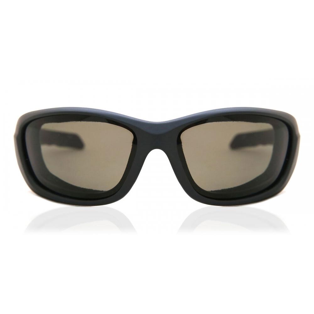 Wiley X Gravity Captivate Polarized Ccgra08 uniseX Sunglasses Matte Black/63-17-119
Wiley X Gravity Captivate Polarized Ccgra08 uniseX Sunglasses Matte Black/63-17-119