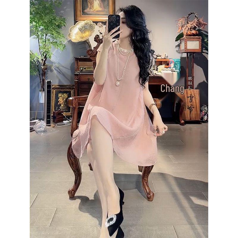 2026 French Niche Slimming Short-Sleeve Dress - Stylish European Solid Color Skirt 3XL suggested for 145-155 lbs
2026 French Niche Slimming Short-Sleeve Dress - Stylish European Solid Color Skirt 3XL suggested for 145-155 lbs