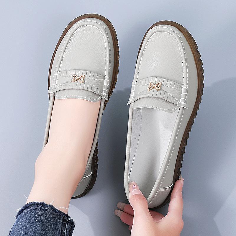 Four Seasons Wear Mom Shoes Women s Leather Soft Sole Middle and Old Shallow Mouth Breathable One Pedal Flat Bottom Non-slip Doudou Shoes Women 42 чорний
Four Seasons Wear Mom Shoes Women s Leather Soft Sole Middle and Old Shallow Mouth Breathable One Pedal Flat Bottom Non-slip Doudou Shoes Women 42 чорний